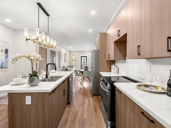 14 Schuyler St #3, Dorchester, MA 02121