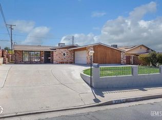 2505 Pageant St, Bakersfield, CA 93306