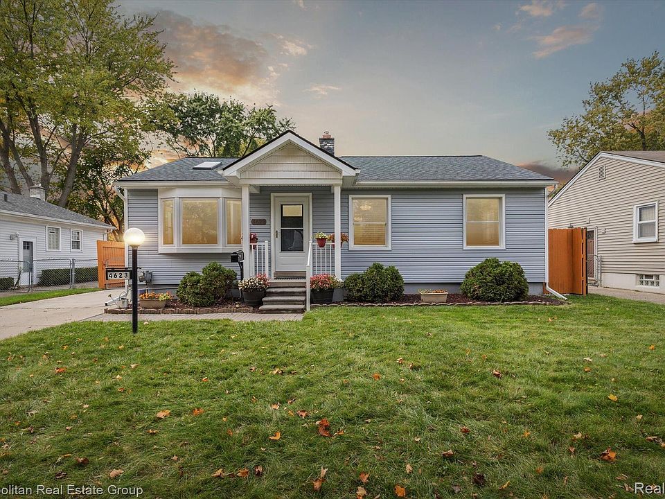 1st image of 4623 Woodland Ave