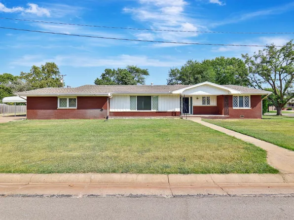 322 E 4th Ave, Cheney, KS 67025