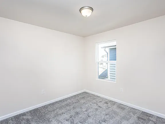 1468 Rhodes Pond St — Photo 9