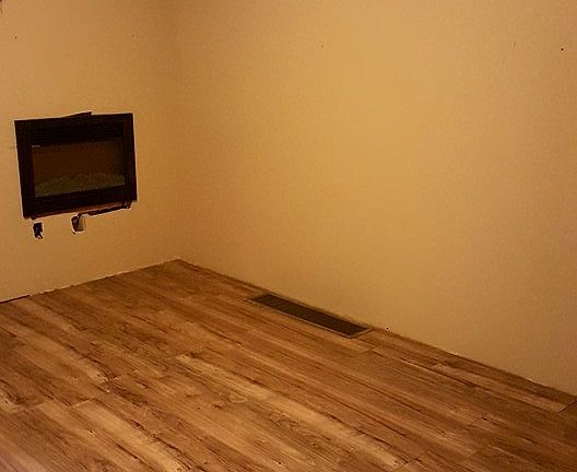 3rd image of 1244 Richwood
