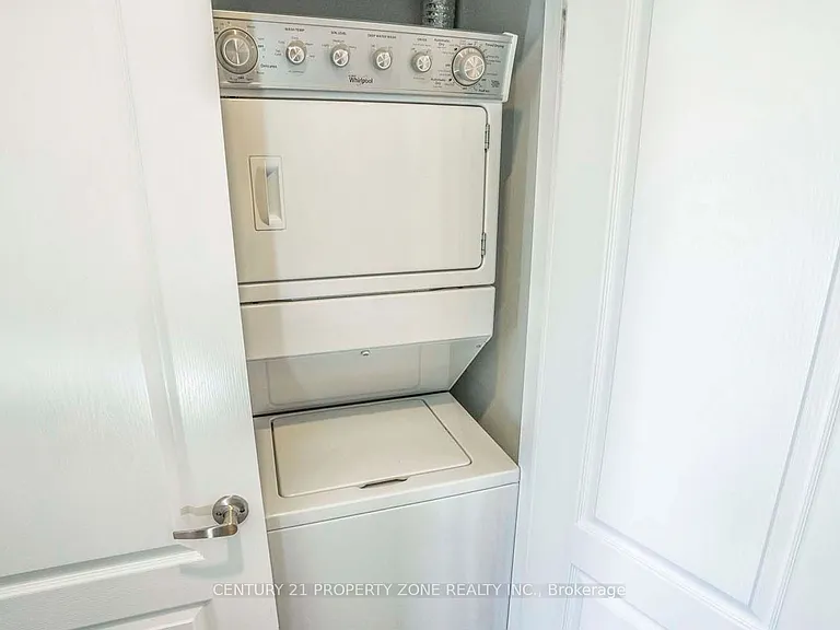 3865 Major Mackenzie Dr W #225 — Photo 10
