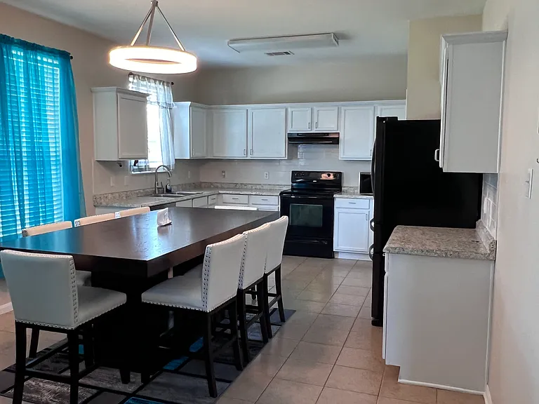 602 Taurus Dr — Photo 12