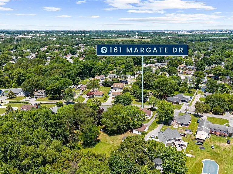 161 Margate Dr — Photo 12