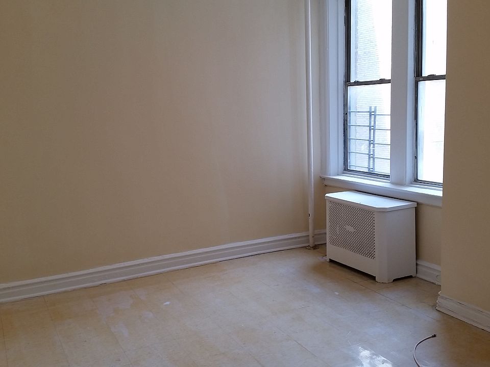 2nd image of 536 E 168th St APT C1