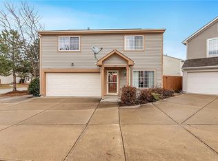 621 Cembra Dr, Greenwood, IN 46143