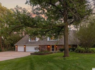 25620 W Dodge Rd, Waterloo, NE 68069