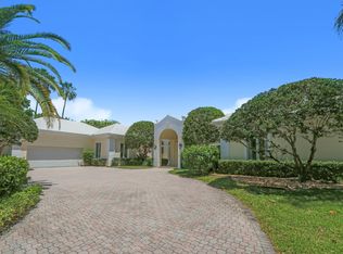 2520 Fairway Island Dr, Wellington, FL 33414