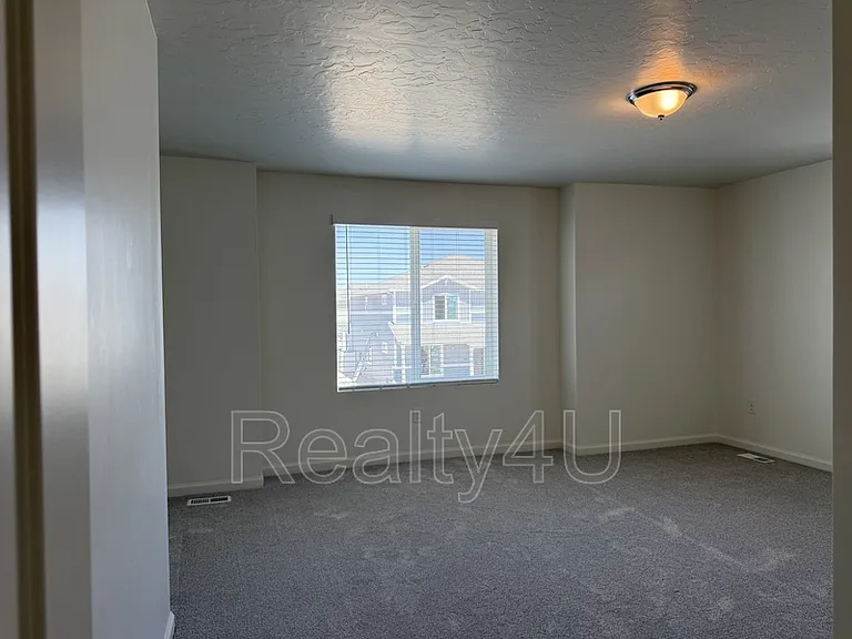 203 E Arcade Dr #1 — Photo 10