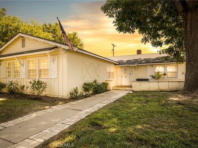 23016 Saticoy St, Canoga Park, CA, 91304