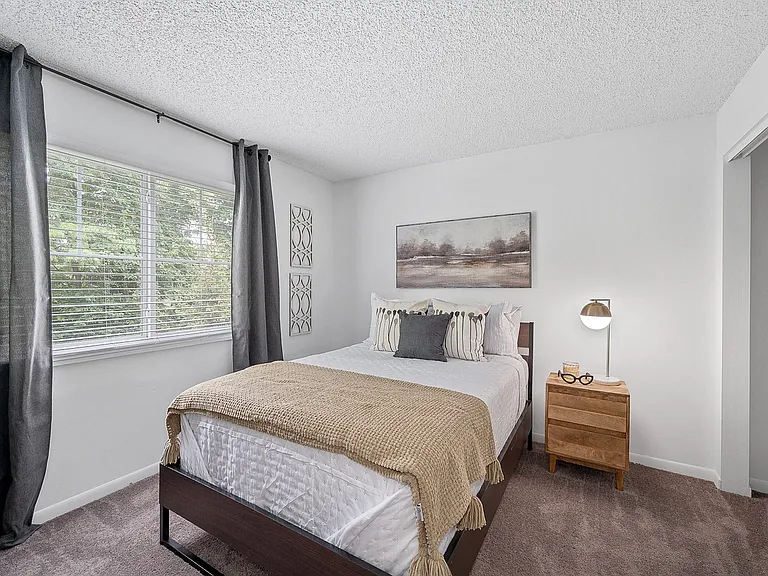 Timber Glen Apartments — Photo 11