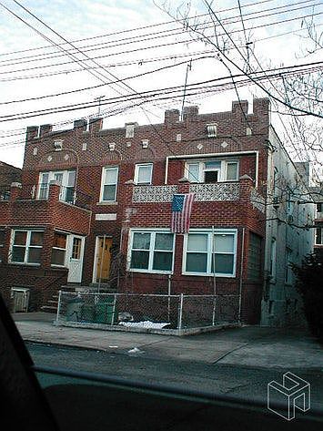 1st image of 2525 14th St
