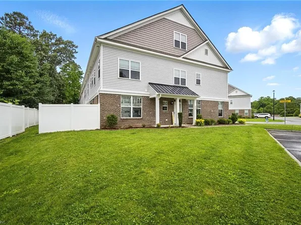 444 Charleston St, Chesapeake, VA 23322