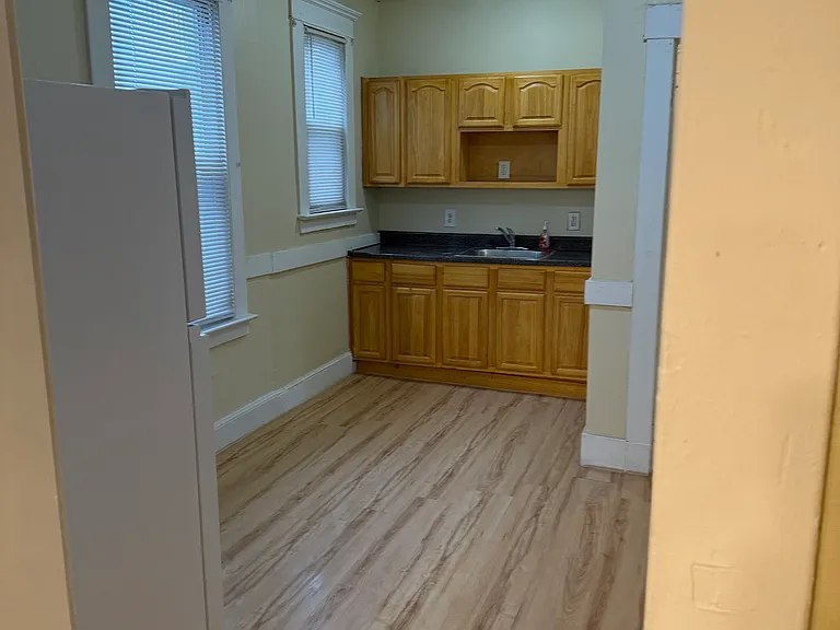 815 Campbell Ave #1 — Photo 7