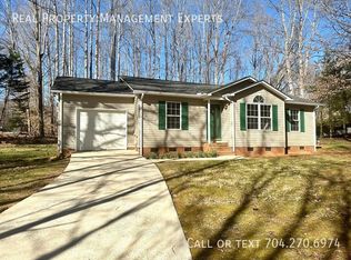 174 Overcreek Rd, Mooresville, NC 28117