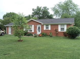 421 Hillwood Rd, Tullahoma, TN 37388