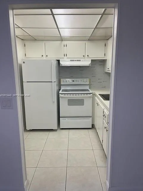 Durham L Condo — Photo 2