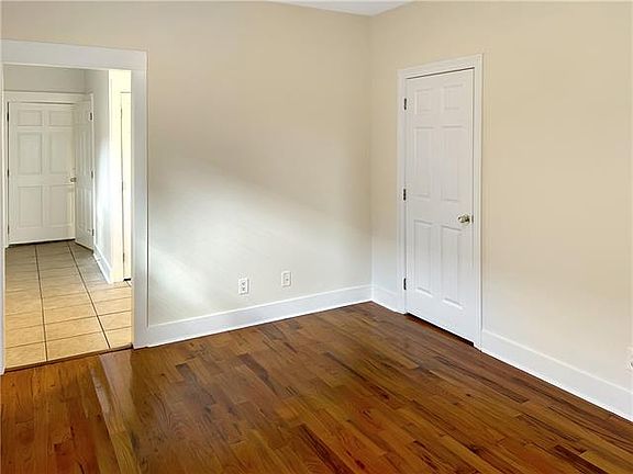 4th image of 3109 Saint Peter St
