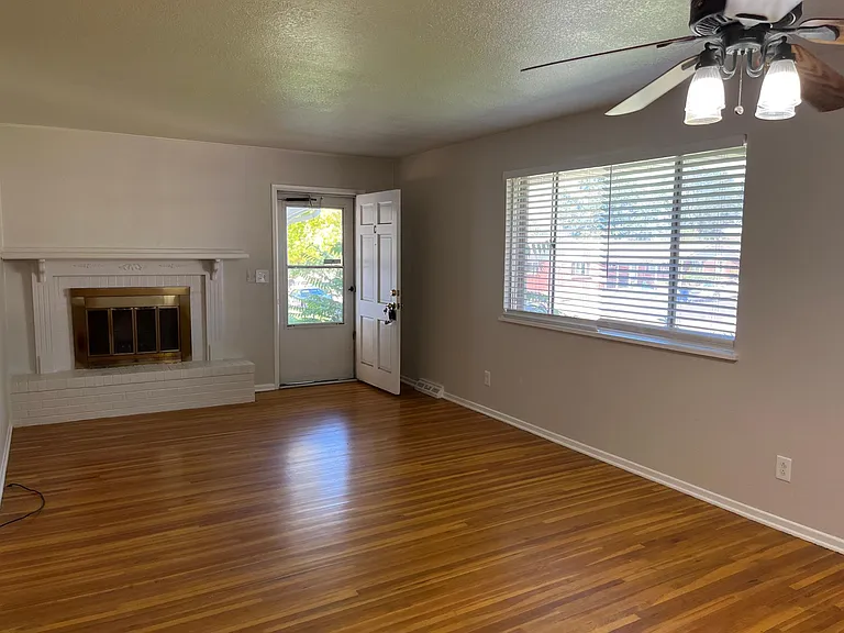 5647 S Fox St #C — Photo 7