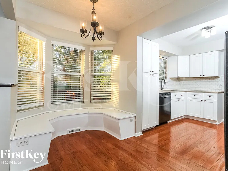 5458 Concord Crossing Dr — Photo 5