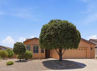 1007 W Tenniel Dr, Green Valley, AZ 85614