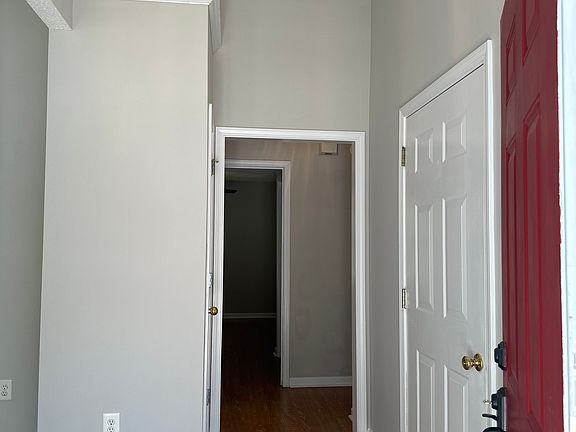 2nd image of 61 Riva Ridge Ln
