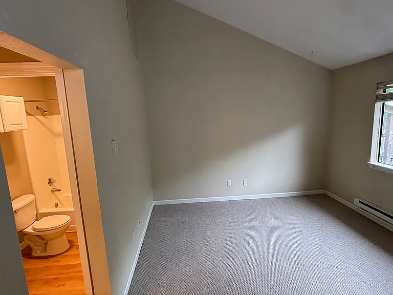 9950 SE Talbert St #3 — Photo 8
