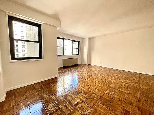 3rd image of 7 E 86th St APT 10C