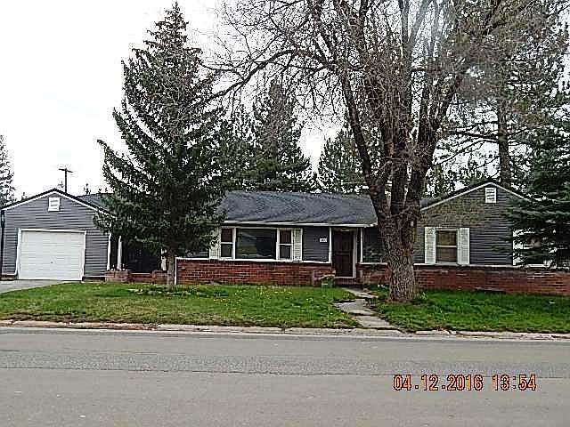 2nd image of 348 E Magnolia Ave