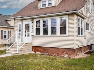 605 Milwaukee St, Menasha, WI 54952