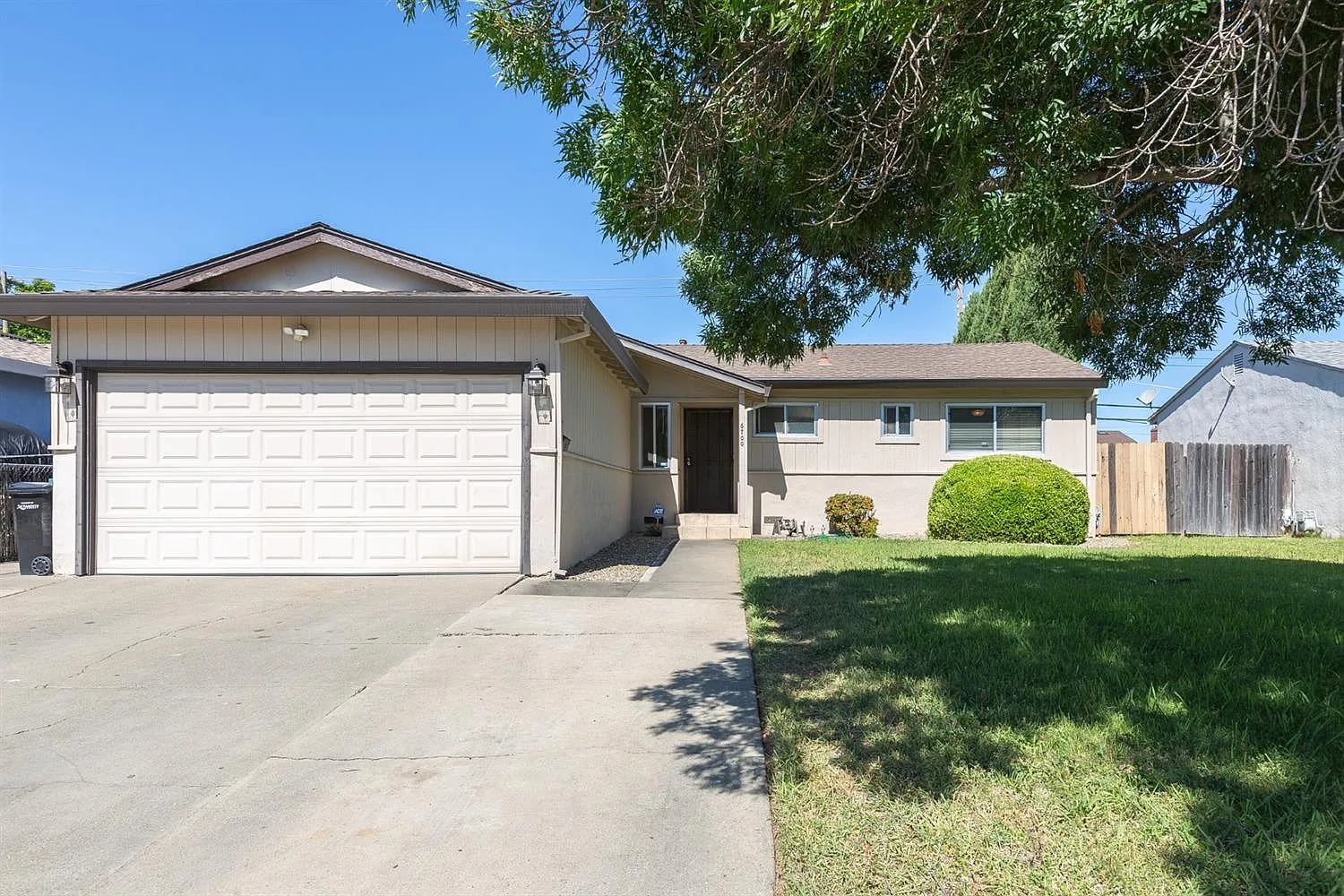 6700 Harms Way photo 1