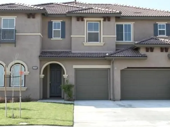 7638 Stonegate Dr, Corona, CA 92880