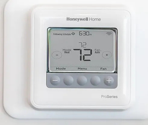Smart thermostat