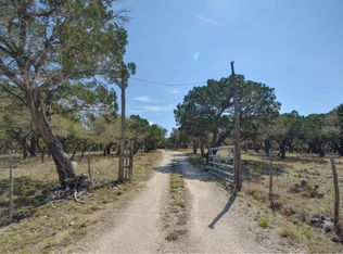 75 S Brandon Rd, Kerrville, TX 78028