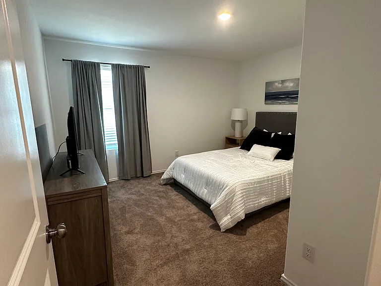 Grace Park Rd — Photo 18
