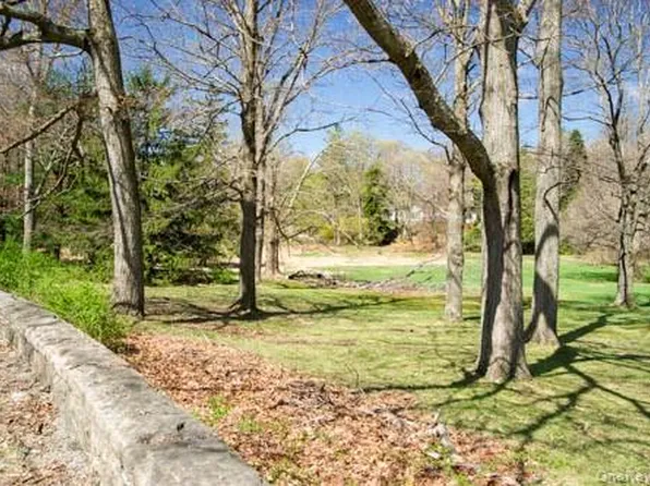 182 Tuxedo Road, Tuxedo Park, NY 10987