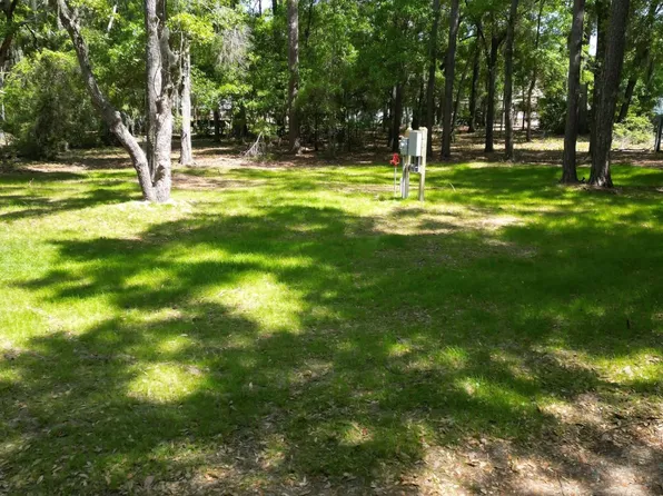 1989 Seaside Rd, Saint Helena Island, SC 29920