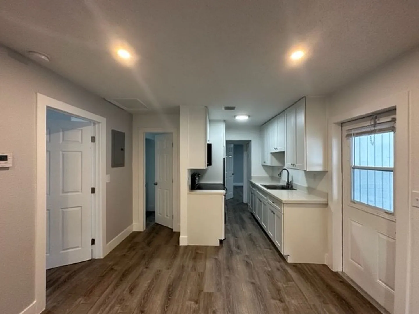 Edgewood Apartments LLC — Photo 4
