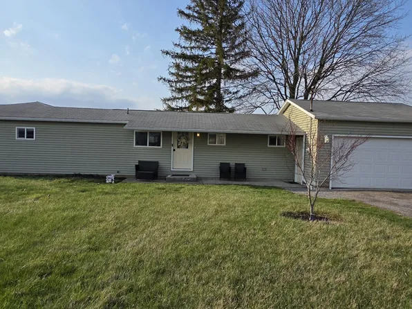 419 E Washington St #1, Pandora, OH 45877