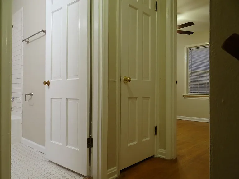 1010 Sanford Ave #1 — Photo 8