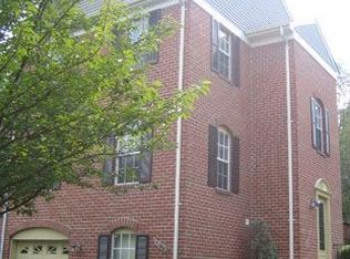 7100 Bedstraw Ct, Springfield, VA 22152