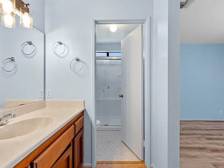 316 Monterey Dr — Photo 18