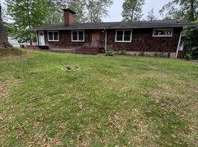 3 bedroom 3 bath in Spartanburg!!