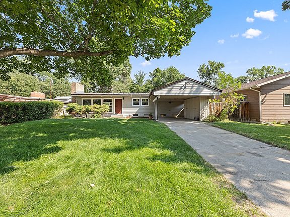 2nd image of 3019 Beech Ave