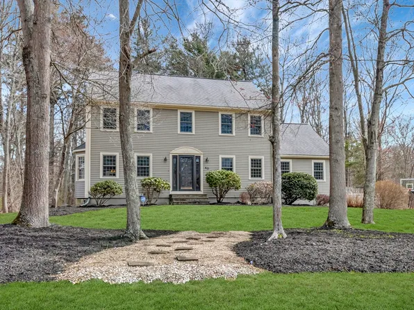 40 Deer Path Ln, Mansfield, MA 02048