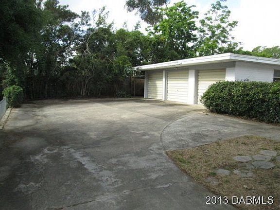 4th image of 210 Williams Avenue &212 #&-214