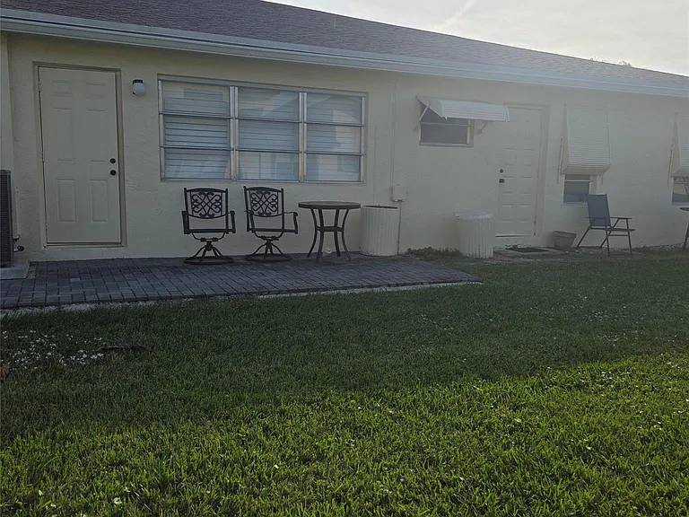 5349 Lakefront Blvd #B — Photo 21