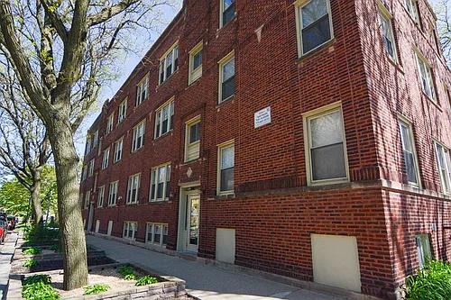 2919 W George St #2 Photo 1