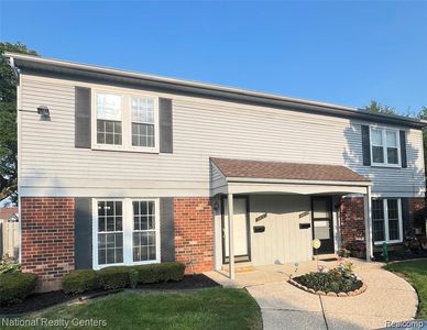 34167 Garfield Cir, Fraser, MI, 48026